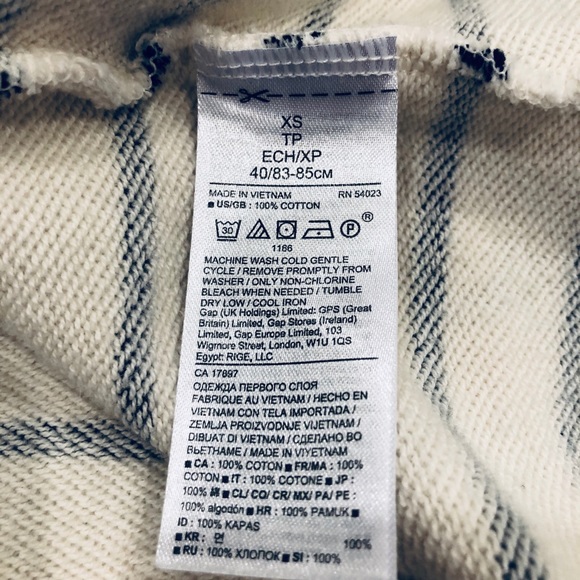 Banana Republic Couture Balloon Sleeve Swe… - Picture 6 of 6